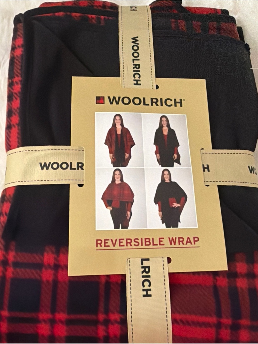 Woolrich Reversible Wrap - Cream and Pink